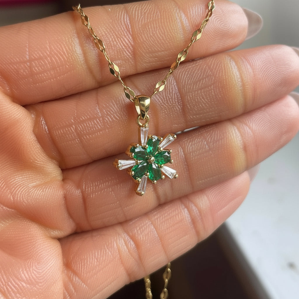 Meadow - Green Flower Pendant Necklace
