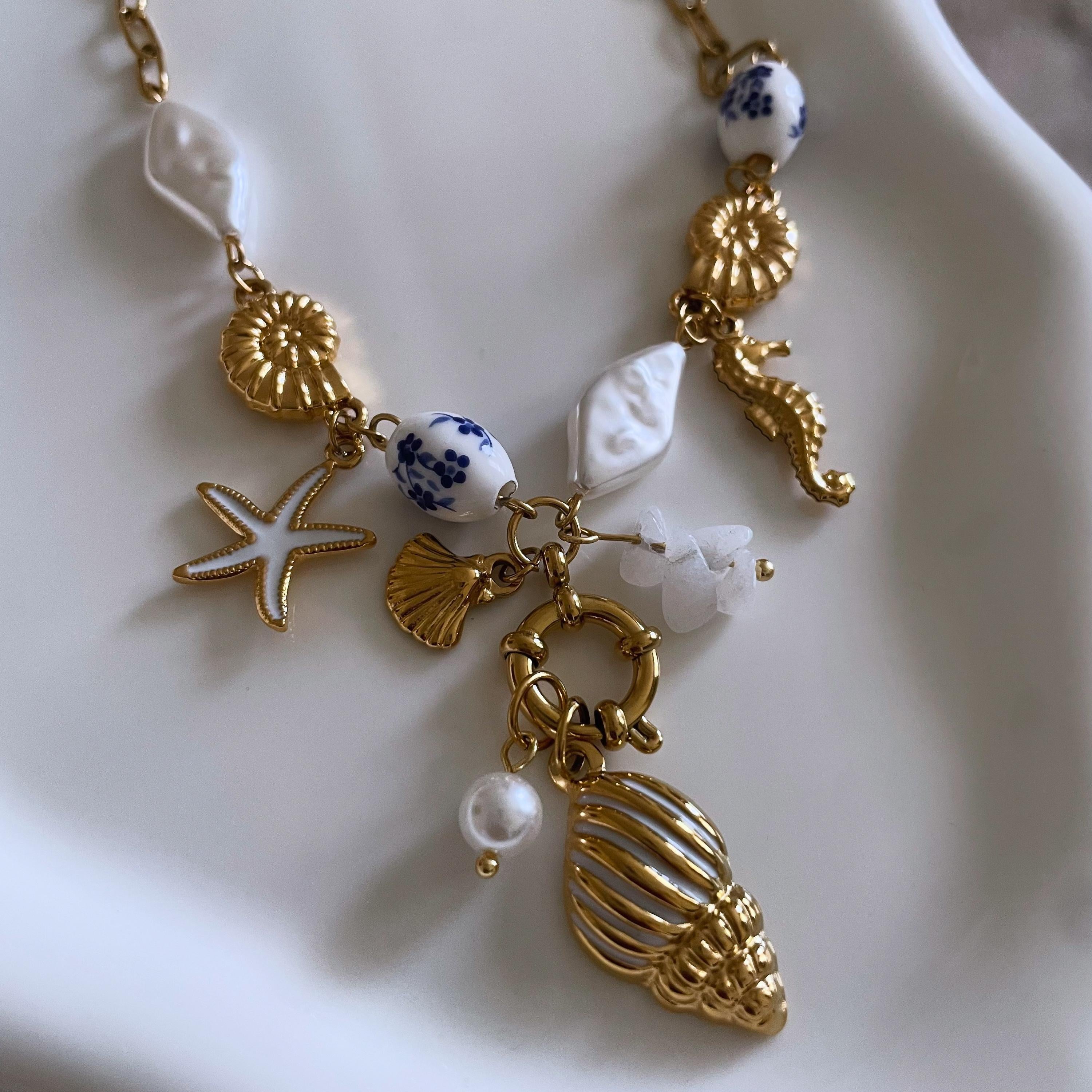 Marina - Seashell Charm Necklace