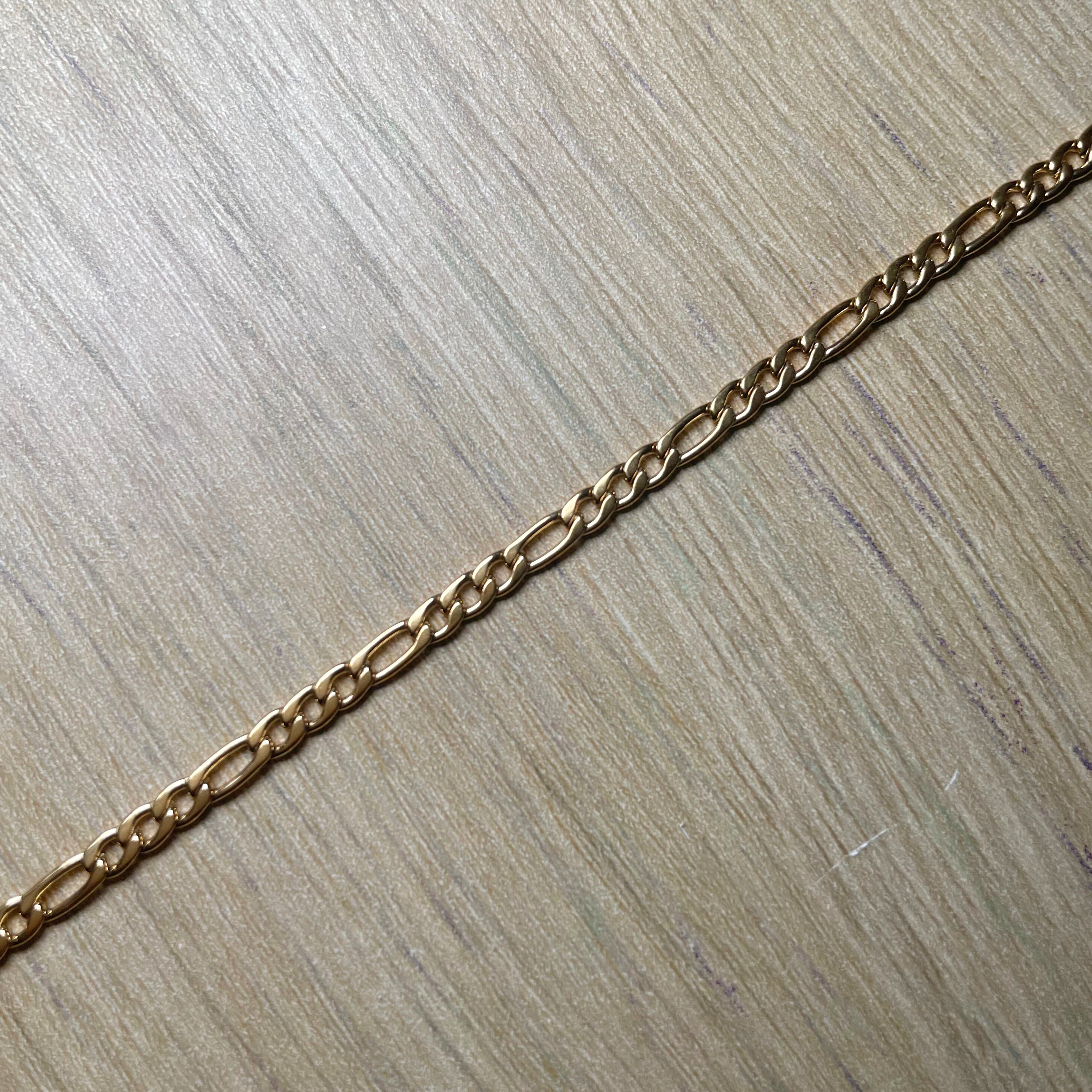 Gold Layering Chains