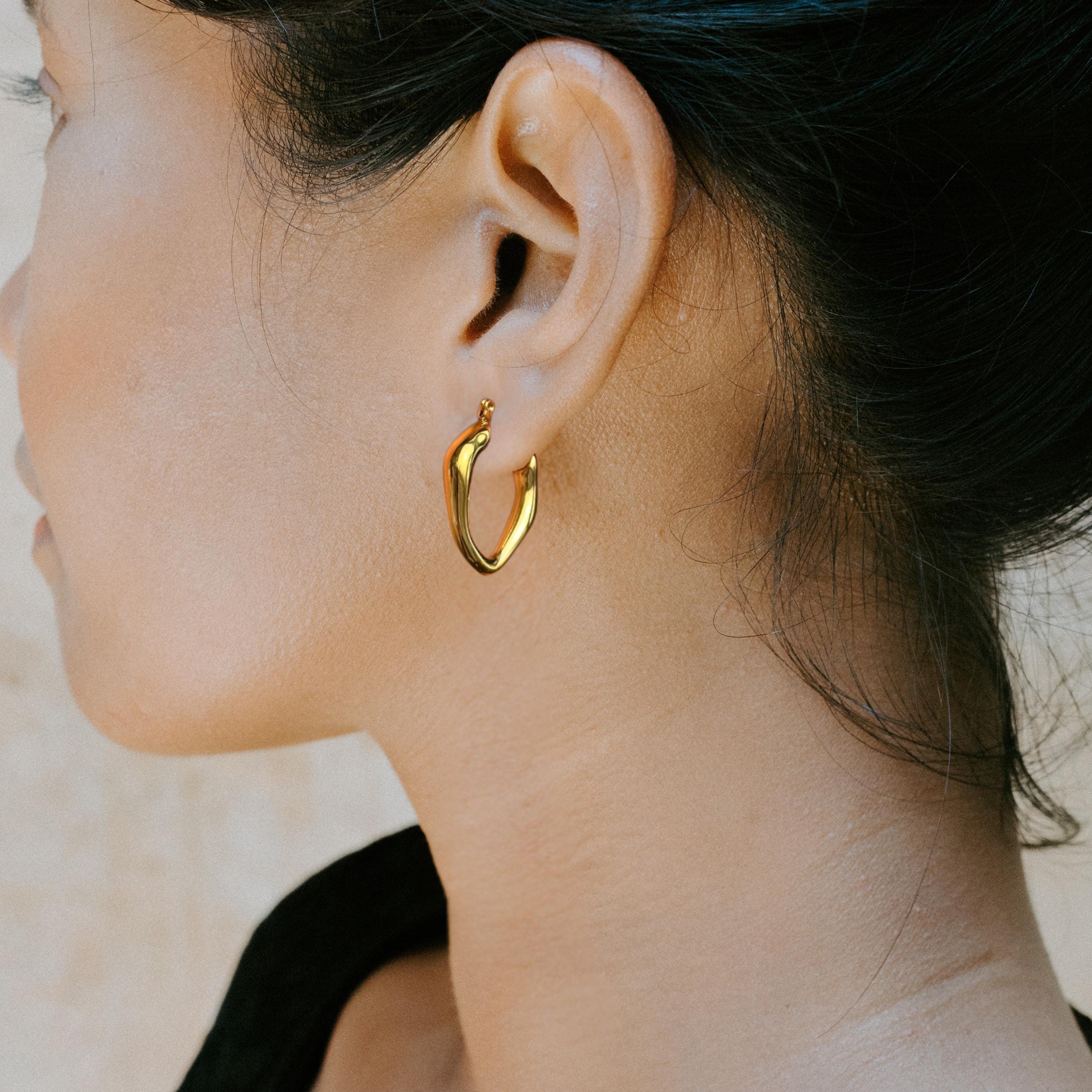 Ellara - Gold Hoop Earrings
